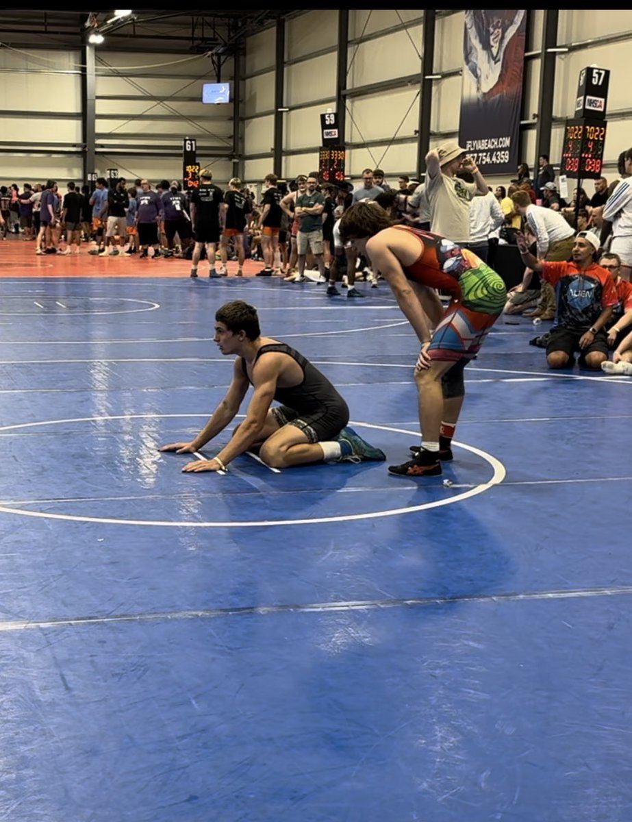 Day 1 of nhsca duals in the books went 3-0 on the day beat a 3x Virginia state champ and team alien went undefeated aswell