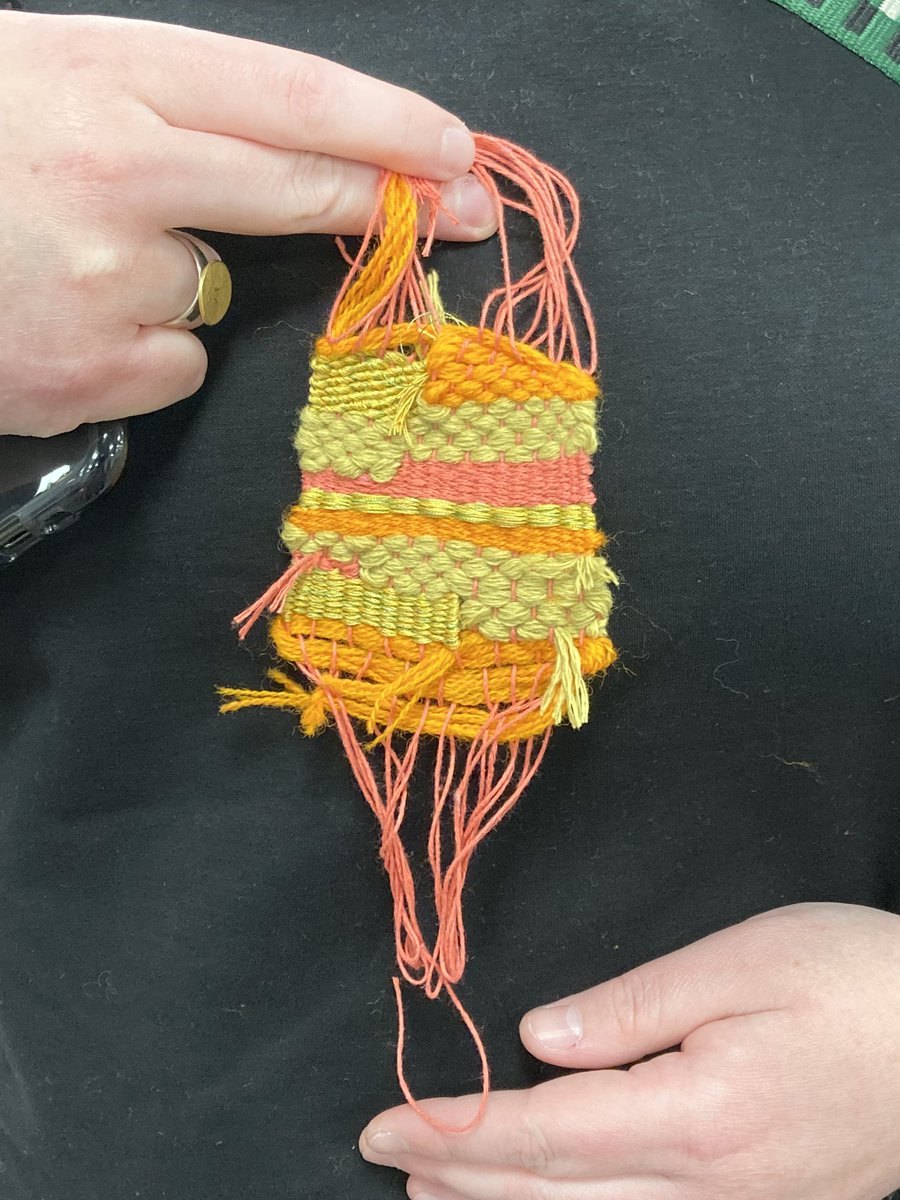 A fabulous day !! @outspokenartsSC @ArtDeptPaisley Table loom weaving and painted canvas weaving combined , with around 30 participants. #learning  #newskills #weaving #tablelooms #canvaspaimting #warp #weft #wool #canvas #canvas #mixedmedia