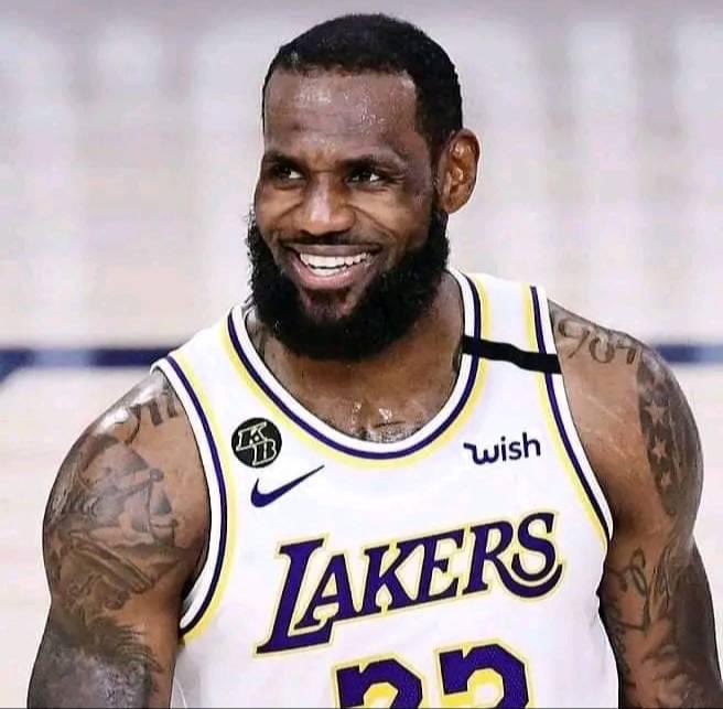 LeBron James with no father, no education, no training, and very few role models, they handed this young, dirt poor kid $420,000 per week, at the age of 18! He married his high school sweetheart, was never arrested, never used drugs, never humiliated his spouse with side chick