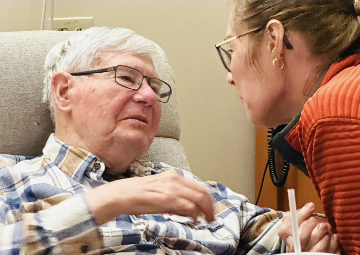 Gwen Graham tweet media