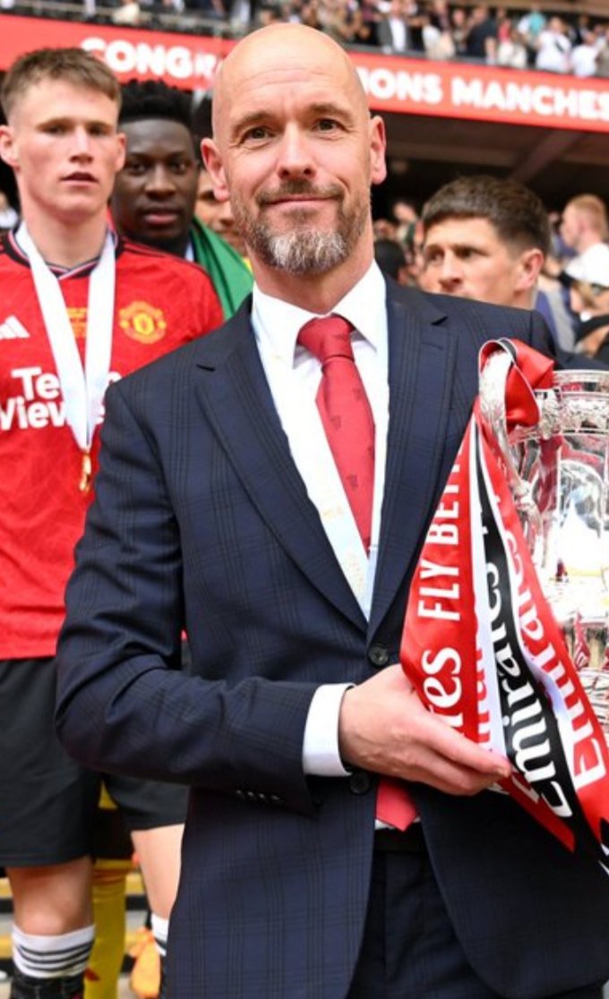 Goodnight reds oh <a href="/ManUtd/">Manchester United</a> we have a manager in eth leave it that way 😁😁👍