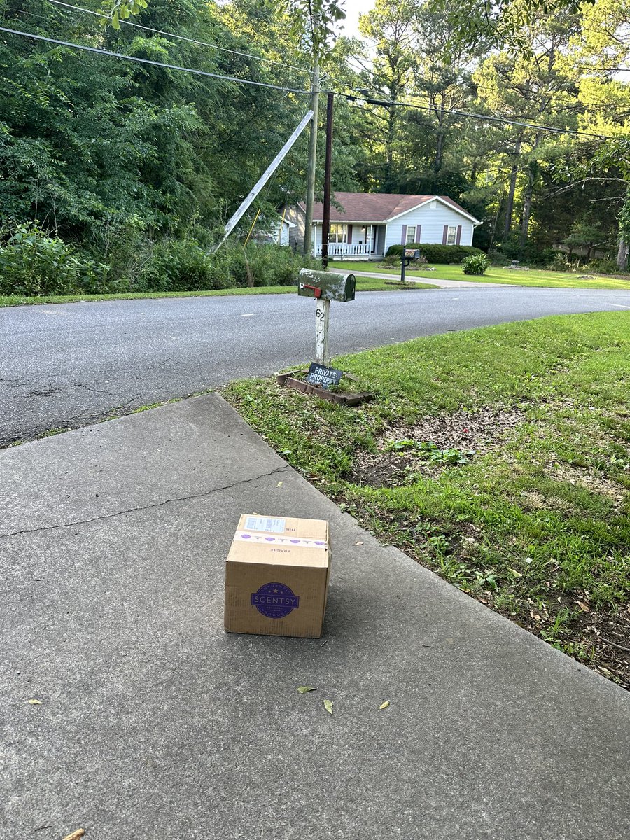 Pinkyyyy tweet media