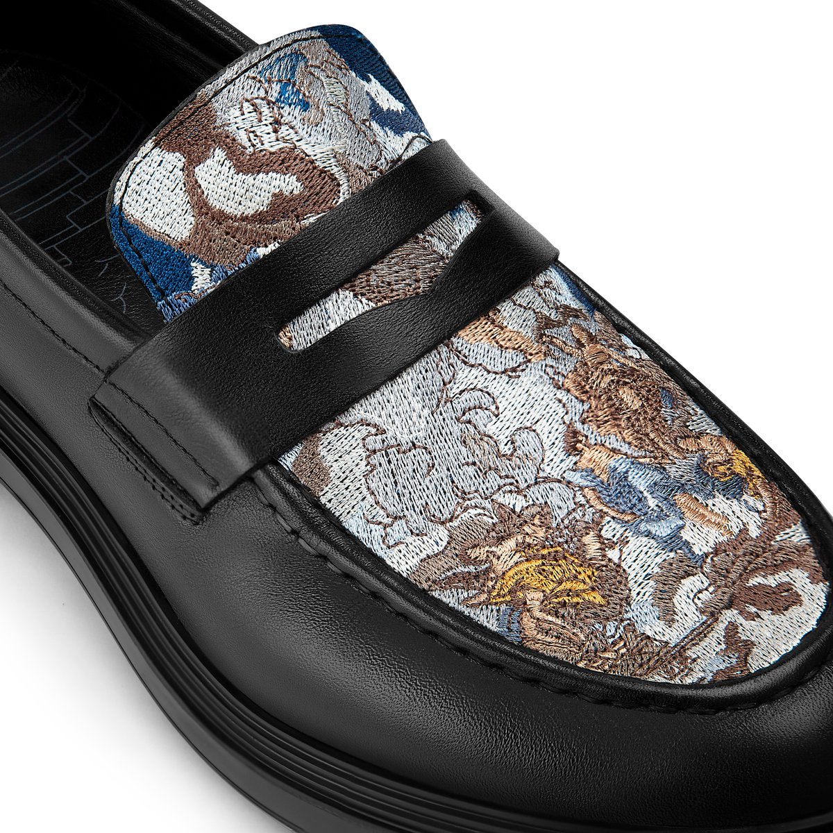 fashionsdrops's tweet photo. https://t.co/Gm3aTUQv5f