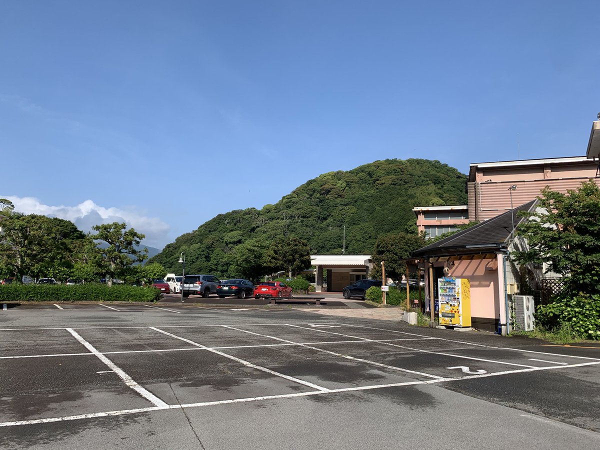 Dressup_space's tweet photo. 設営完了！
快晴です！
お気をつけてお越し下さい
 #あわしまドレスペ https://t.co/Q6KzBnt5DQ