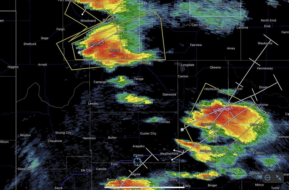 DCChaseClass's tweet photo. Beautiful cloud structure to our west! This is a picture of the thunderstorms near Greenfield right now. They are visible to us as we head north towards the cells near Sharon, Oklahoma. https://t.co/uoEQjyA0iJ