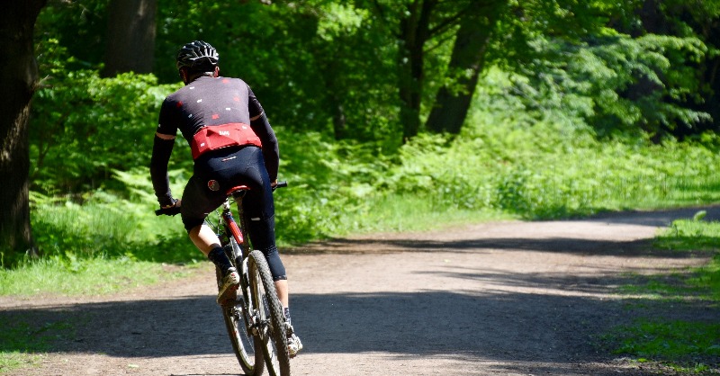 Good luck to everyone taking part in @RideLondon #Essex today! 🚴‍♂️🚴‍♀️ We hope you enjoy passing this beautiful ancient woodland. 🌳🌳🌳 For more info on cycling in #EppingForest, visit: cityoflondon.gov.uk/things-to-do/g… #RideLondon #Cycling