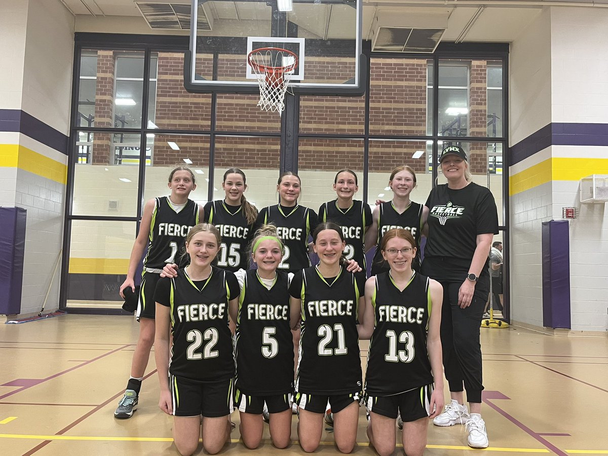 FMFierce's tweet photo. May Madness Results:
15U 2-1
17U 1-2
Great job to both of our teams this year as they grew individually and as a team!
We will miss our juniors 🔜 seniors!
Go Fierce!
#fmfierce #befierce #fiercefam #girlsbasketball #basketball https://t.co/GUmzvniq6v