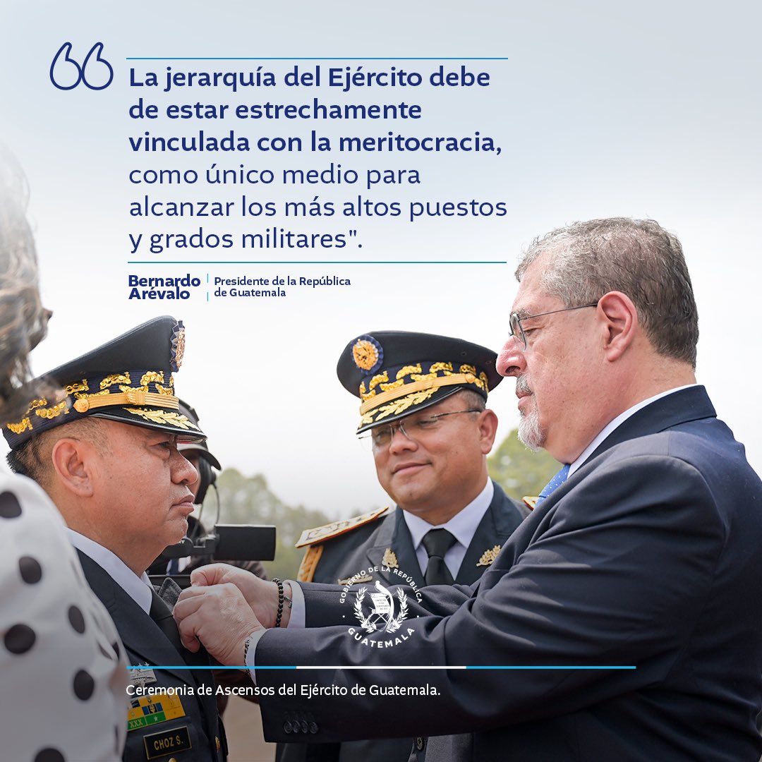 La carrera militar se reconoce a través del esfuerzo, la dedicación y el mérito para asegurar que el @Ejercito_GT sea liderado por personas aptas y comprometidas. 🤝🎖️