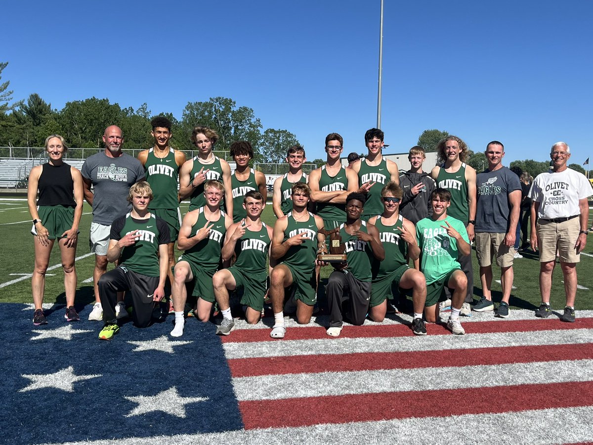 MITCA division 3 runner up <a href="/OlivetSports/">Go Eagles!</a> boys track!! 💪🦅🏆