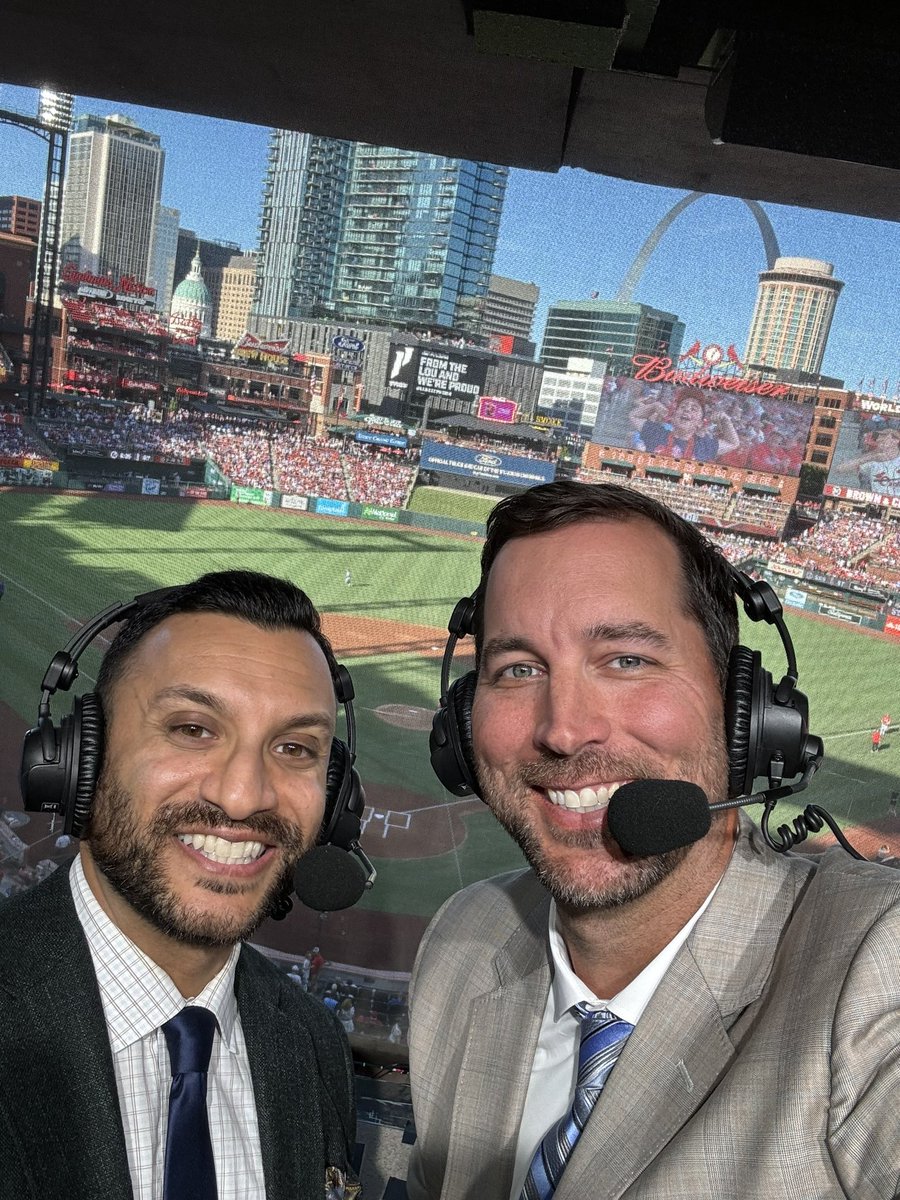 We’re about to start here at Busch Stadium. We’re live on @MLBONFOX at 6:15! Thanks for tuning in!!! @adamamin