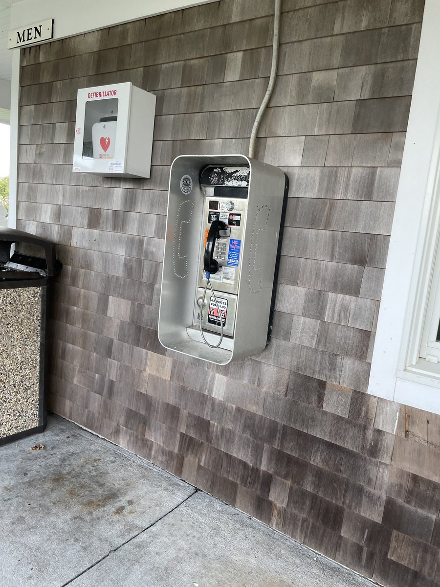 DocTchocky's tweet image. My wife just found this in Montauk.  Has anyone seen pay phones in other Long Island locations? I’m sure I’ve missed a few so asking out of curiosity.
