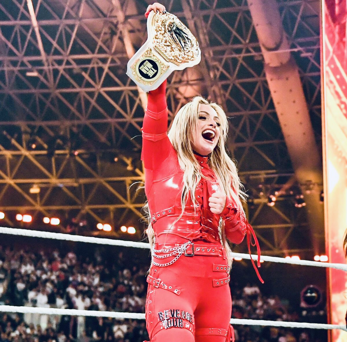 WrestleFixx's tweet photo. Liv Morgan. ❤️🔥 #AndFinally 🏆 #WWEKINGANDQUEEN https://t.co/LYOma5Gdb4
