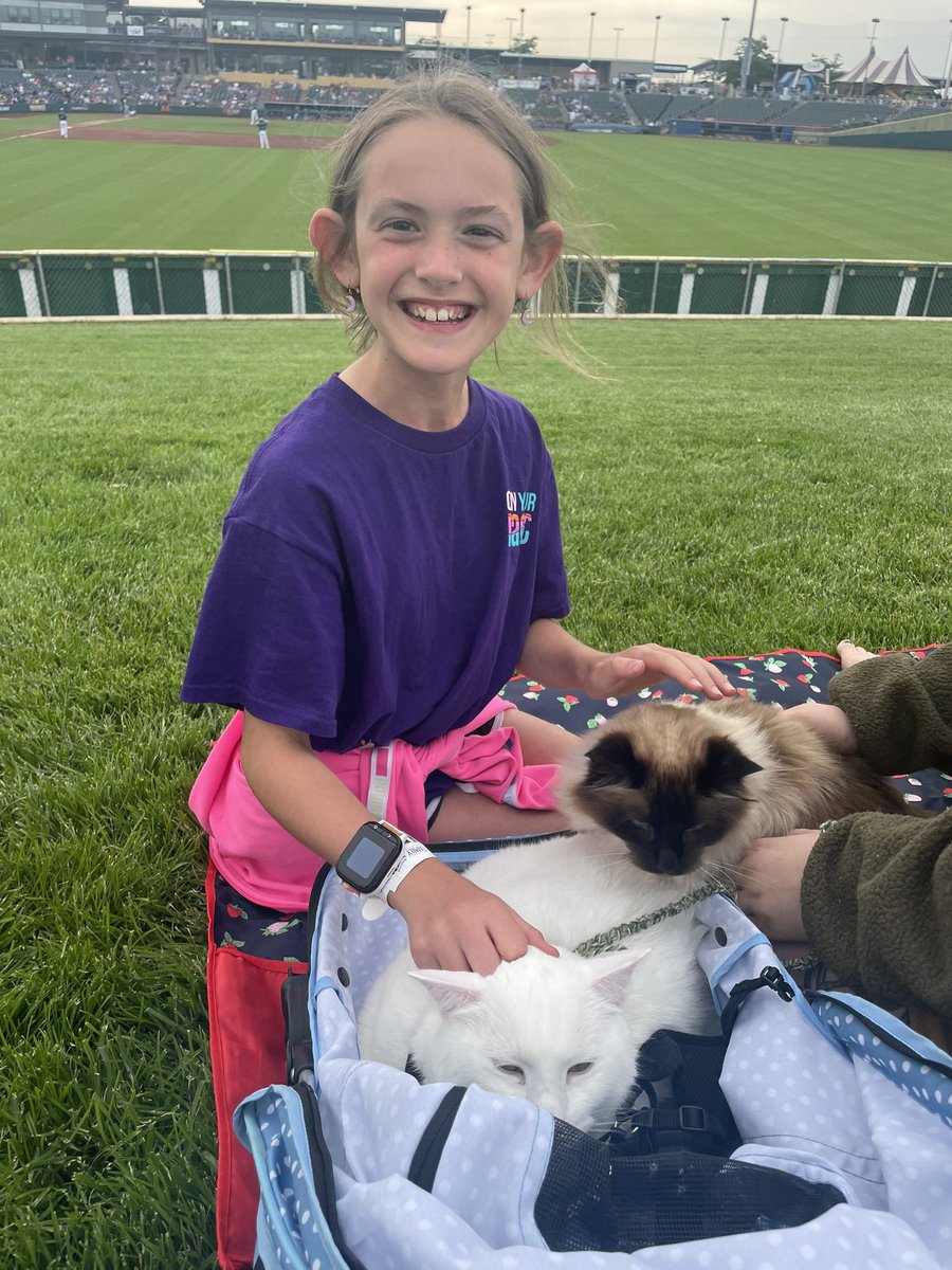 bmryba's tweet photo. Stir up the storm at Take Meowt to the Ball game ⚾️ w/ @OMAStormChasers #wernerpark #stormchasers #omaha #baseball https://t.co/z0D3UVPoOD