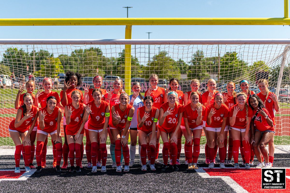 With a 1-0 win over a strong Ladue side, we are headed to the FINAL FOUR!!!! Make plans to be at Soccer Park on Friday at 1:30!!!!