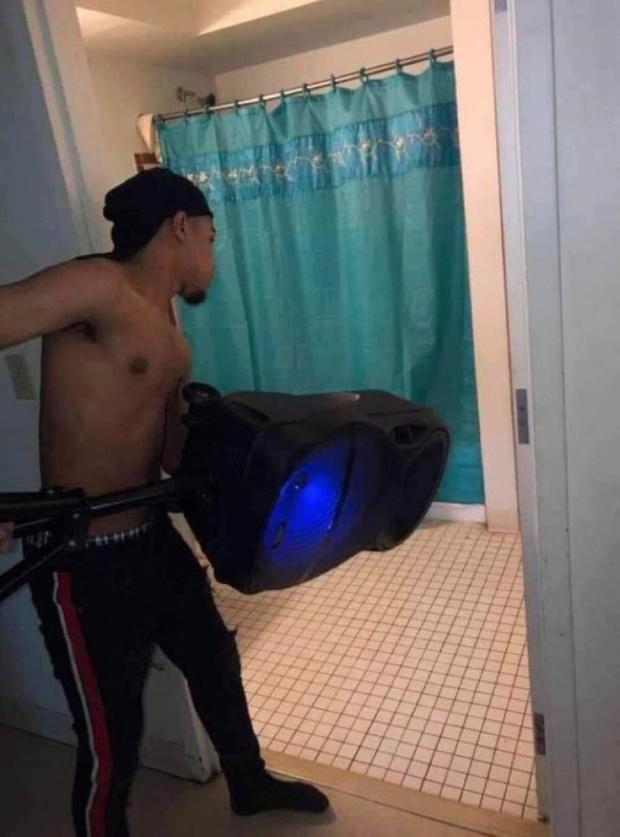 nobody: me: ok im going to take a shower