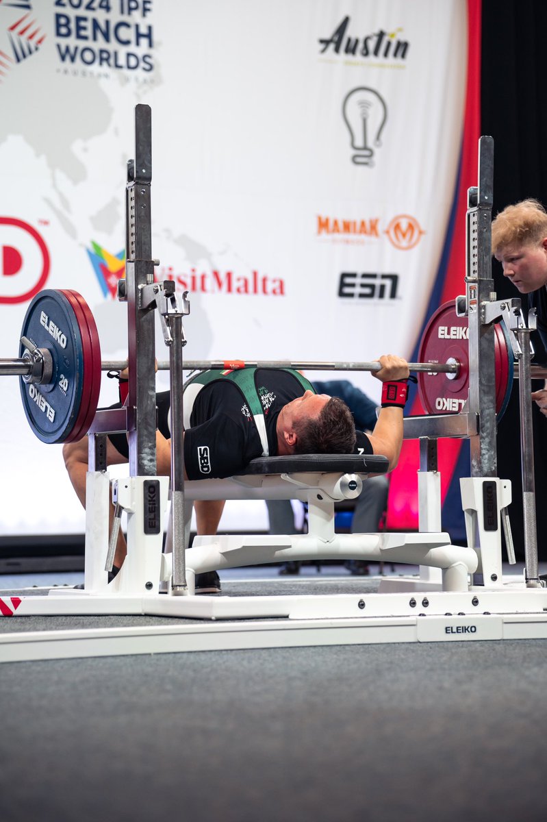 berkelorand's tweet photo. World Bench Press Championship 5th place, M1 93 kg body weight category 🇭🇺🇺🇸 Austin, Texas, USA
@Schwarzenegger 
@ketch https://t.co/r4W19d0h3l