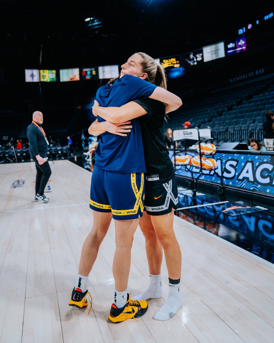 brilewerke's tweet photo. Just like old times 🥹📸 https://t.co/lyu5JYHTm7