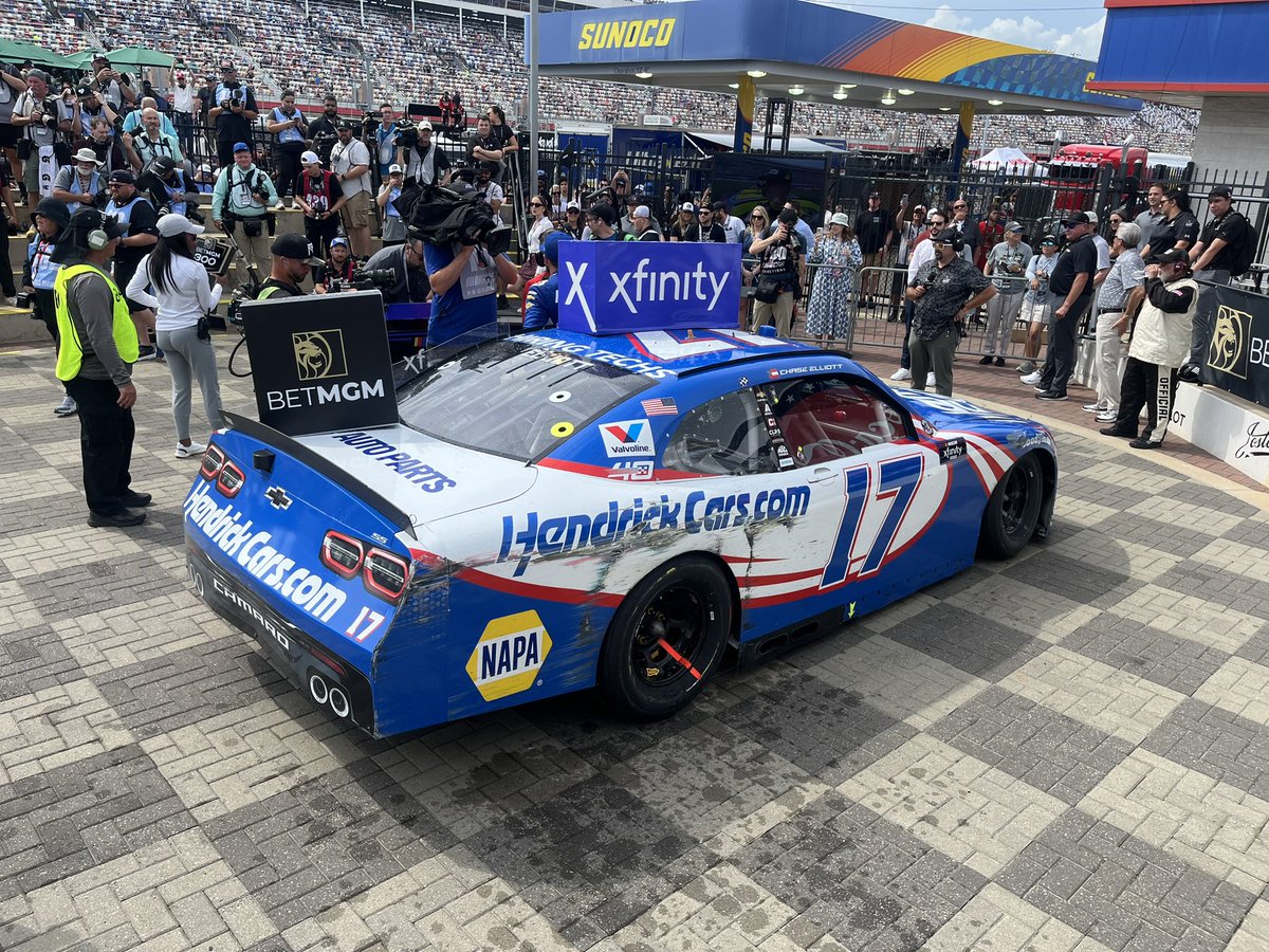 Greg Ives tweet media