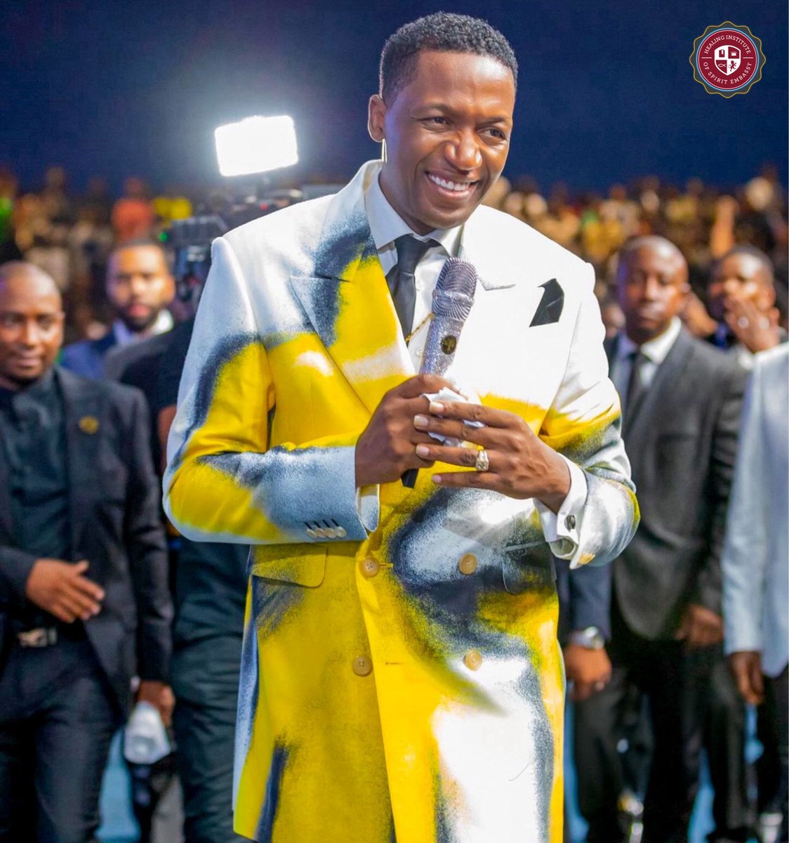 The blood pressure in my body responds to me. As I speak, I command normal, regulated and stable blood pressure. I no longer suffer from low or high blood pressure in the name of Jesus!

#uebertangel #healinginstitute #healing #milkandhoney #affirmation