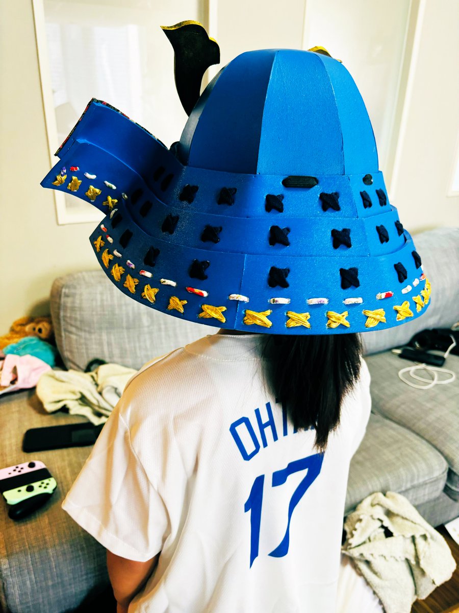 HandmadeDen's tweet photo. ドジャース仕様の兜（子供用）がやっと完成！
来月ドジャースタジアムでかぶります✨
#大谷 https://t.co/47J7MAzPU1