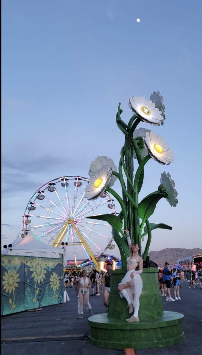 aunrecognizable's tweet image. 🧡⚡️meet me under the electric sky⚡️🧡