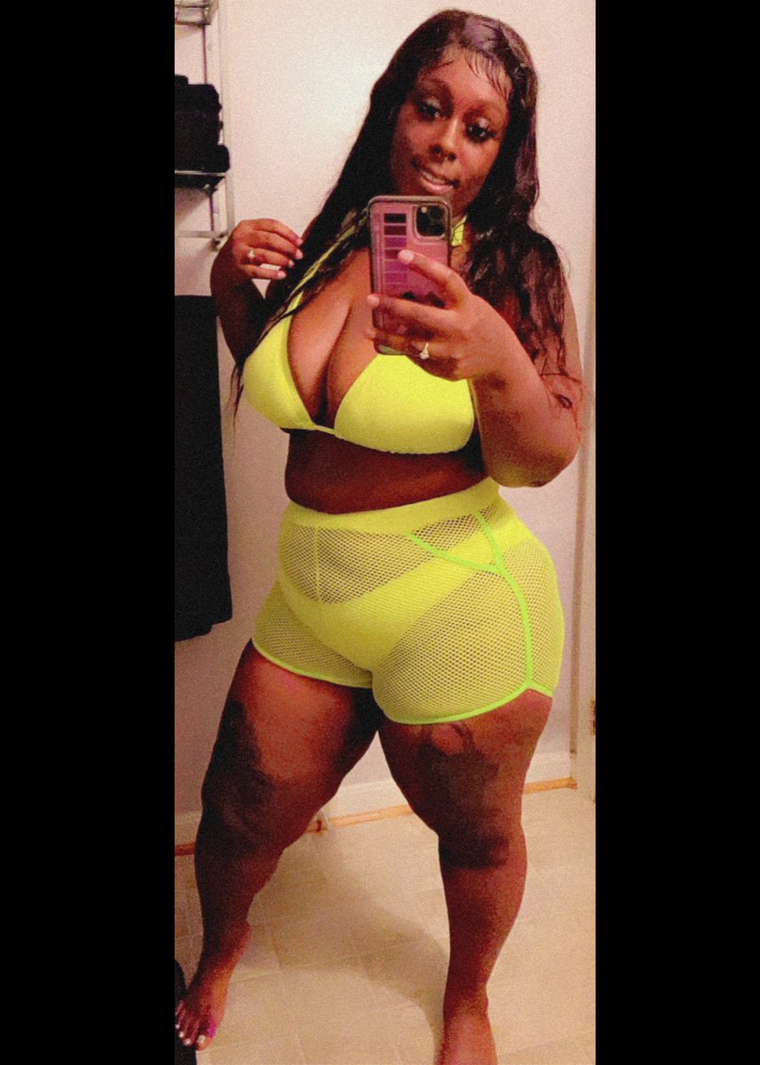 Thickums2020's tweet photo. Lord forgive me I'm giving them hell🔥🤩 https://t.co/XTgsWOab46