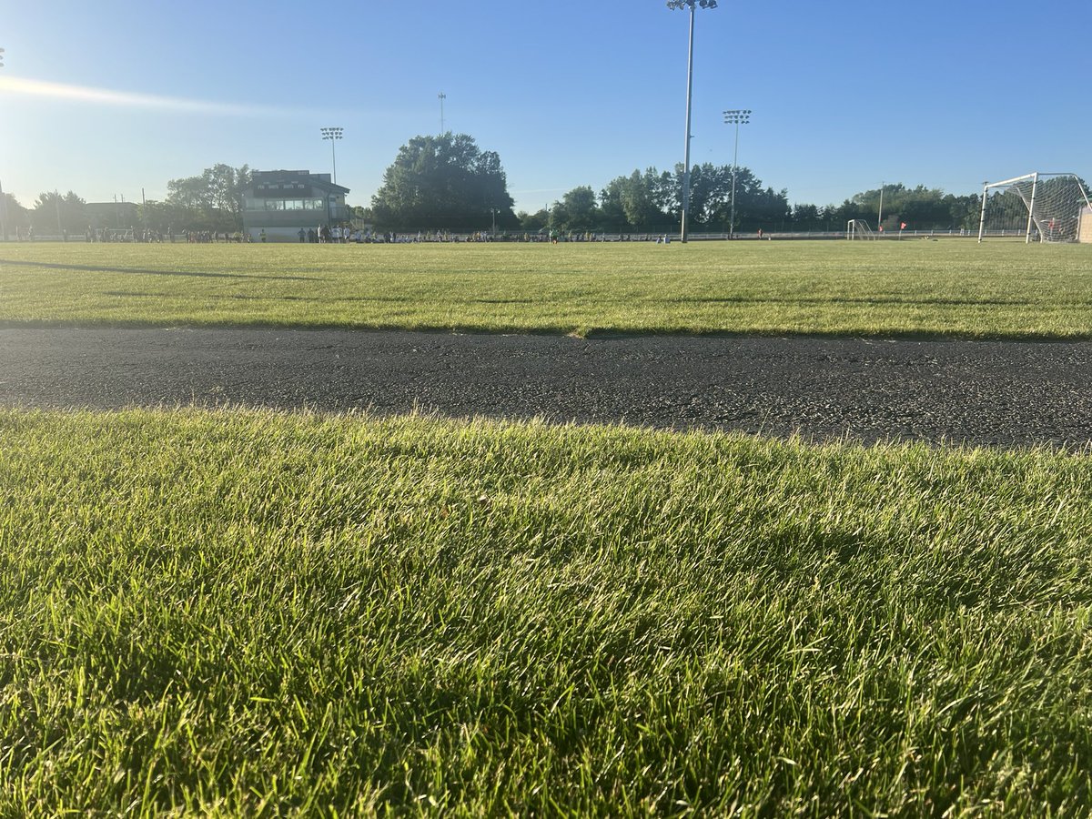 Saturday evening recruiting! Looking to fill the last couple spots. Go Chargers ⚡️⚽️⚡️