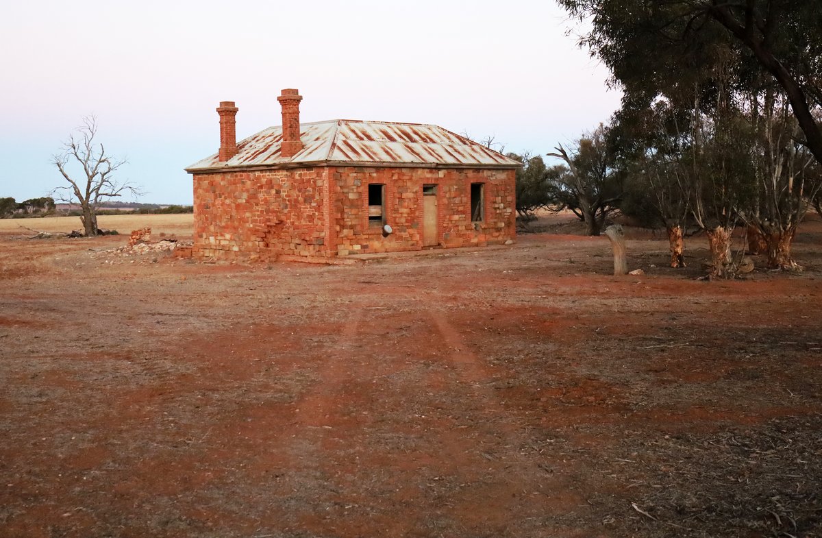 A beautiful old ruin near Eudunda.