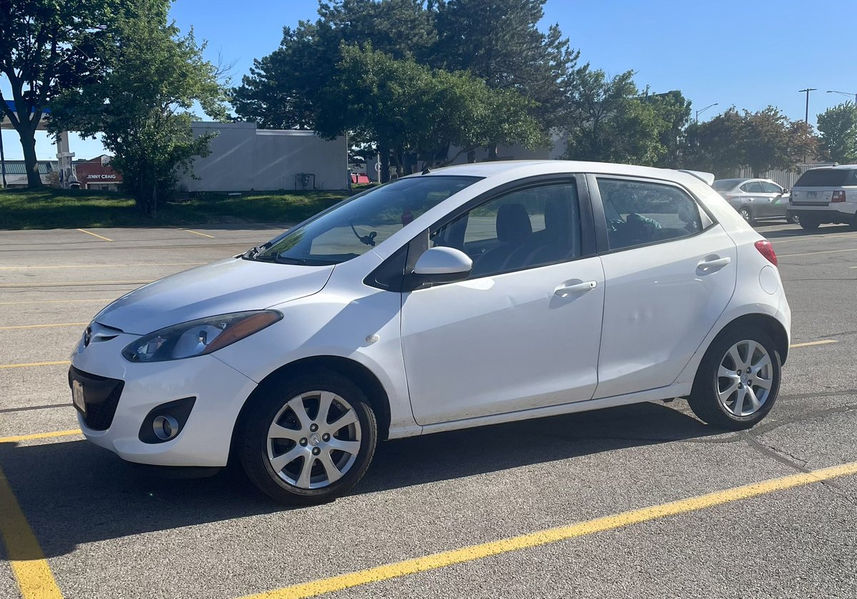 Car_Guy_Tom's tweet photo. It’s the Saturday Collection, featuring forgotten Mazdas! #Saturday #Mazda #Forgotten #SaturdayCollection #Mazda2 #Mazda5 #ChryslerSebring #FordFreestyle #CarSpotter https://t.co/2H3DUjuF1N