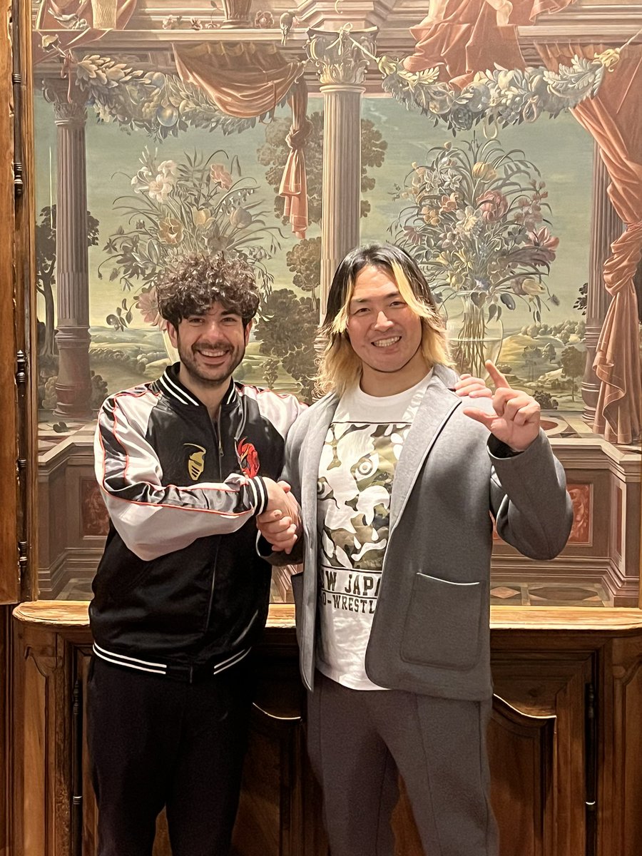Thank you Mr President @tanahashi1_100 for this amazing @Liger_NJPW jacket + thank you for flying to Vegas #AEWDoN weekend on behalf of @njpw1972 to stand up for @AEW vs the hired guns of The Elite on Saturday #AEWCollision on TBS TONIGHT! Thank you all watching AEW on TBS now!