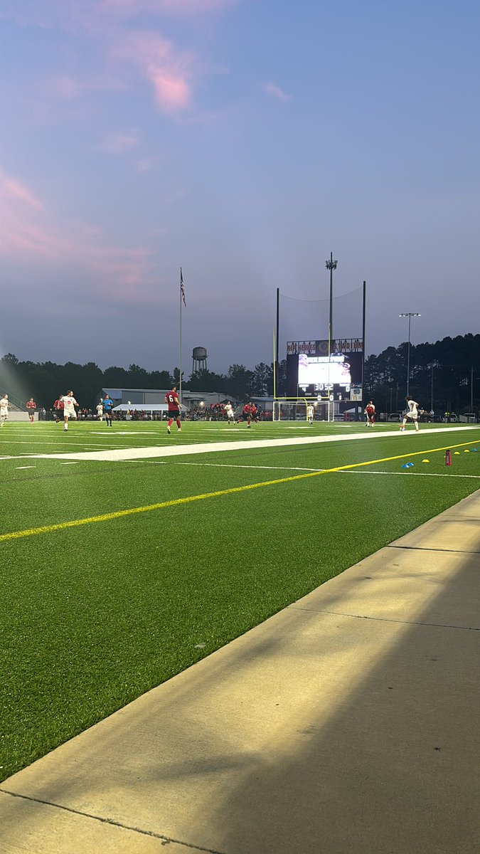 Dothan United is playing ZERO games in this home opener! 4-0 Tennessee with 30 minutes in ⚽️⚽️⚽️ #VamosDragons