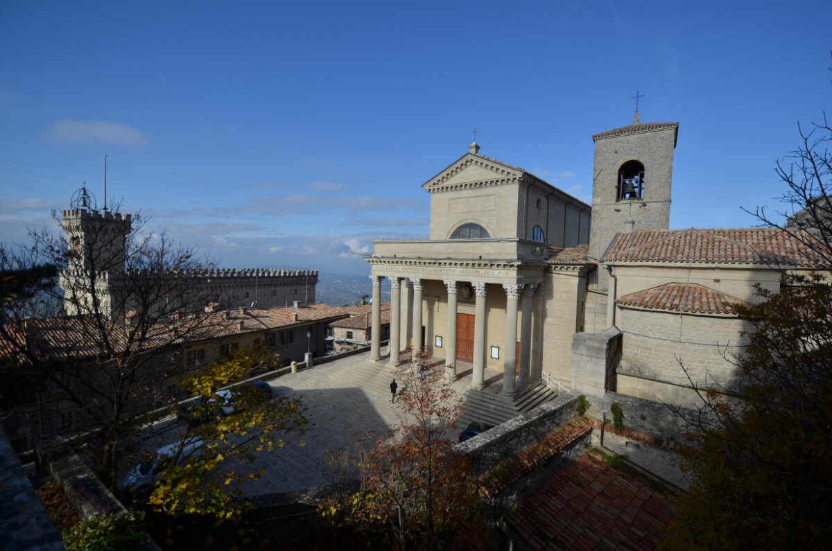 Fluxo arriva a San Marino - Domenica 26 maggio sarà il giorno dell’Open Day

Il programma:
👉 16.30 accoglienza
🧘🏻‍♀️ 17.00 primo turno lezioni dimostrative
🤸🏼‍♂️ 17.30 secondo turno lezioni dimostrative
🐼 18.00 Panda Workout
🍻 18.15 Beer Yoga
🎉 Dalle 18.30 in poi DjSet

#fluxo