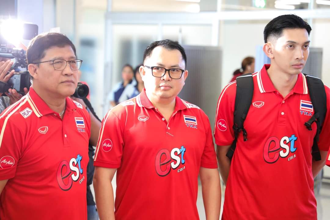 dailymirrorthai's tweet photo. วอลเลย์บอลหญิงไทยออกเดินทางสู่เกาะมาเก๊าเพื่อลงแช่งขัน VNL 2024 สนาม 2 #วอลเลย์บอลหญิง https://t.co/Bpy2ILwWBx