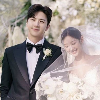 #SuperExclusive 

#Thunder (33) and #Mimi (31) are getting married today, May 26th, in Seoul!!

#KoreanUpdates #KPOP #Kdrama #HallyuForums #Hallyu