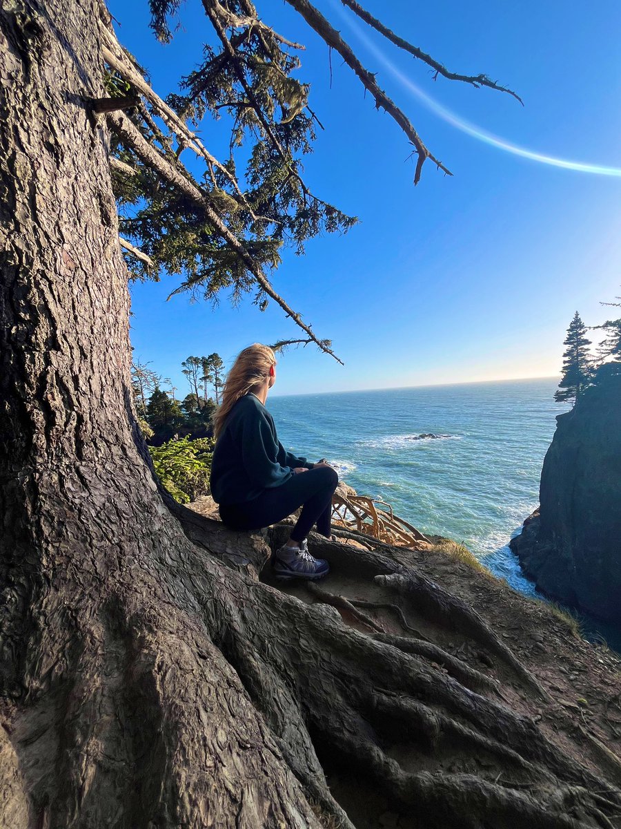 delaney1424's tweet photo. Made it to Oregon. Wya?!? https://t.co/plZPlvZSXa