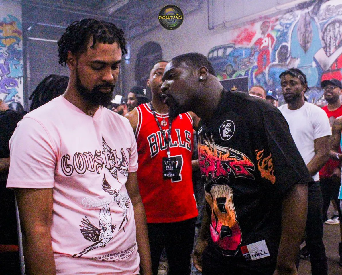 CheezyPics_'s tweet photo. @SmokeroomB Presents #Overdose2 in #Chicago 

Duke Da Shootah  Vs LL Coogi 
Battle dropping soon!! 

📸: @CheezyPics_ 
ALL DONATIONS APPRECIATED 
Cashapp: $CheezyPics
Follow On all Social Media Platforms
https://t.co/GRtElSKHOV
https://t.co/7YkfwumnJ7 https://t.co/PaxbxgqUdG