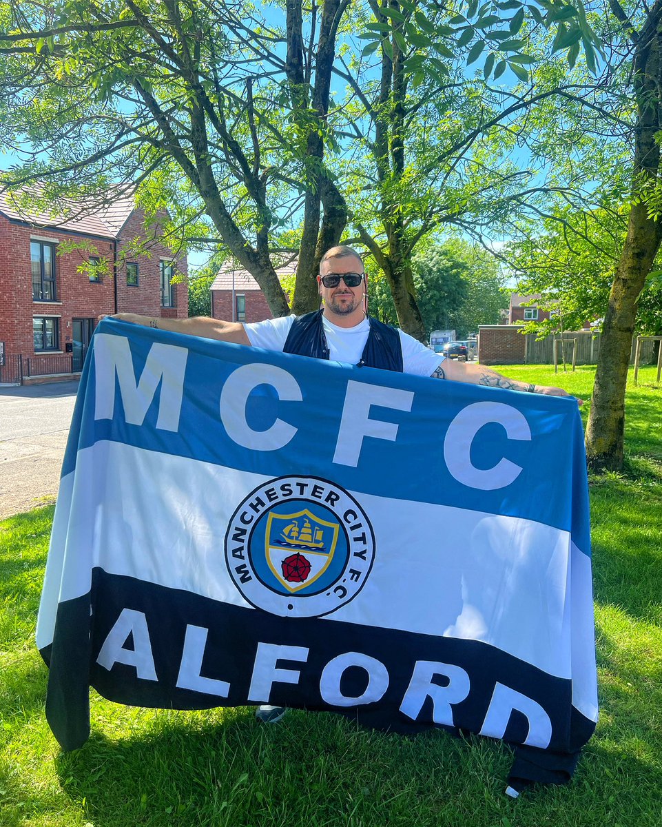 What a season watching the Blues! 

Athens to see us win the Super cup 🇬🇷 🏆

Jedda to see us become world champions 🇸🇦 🌍 🏆

Then seeing History made 4 times English league champions 🏆🏆🏆🏆

Never ever be beaten ! HISTORY MAKERS 

MY OLD MAN SAID BE A CITY FAN……