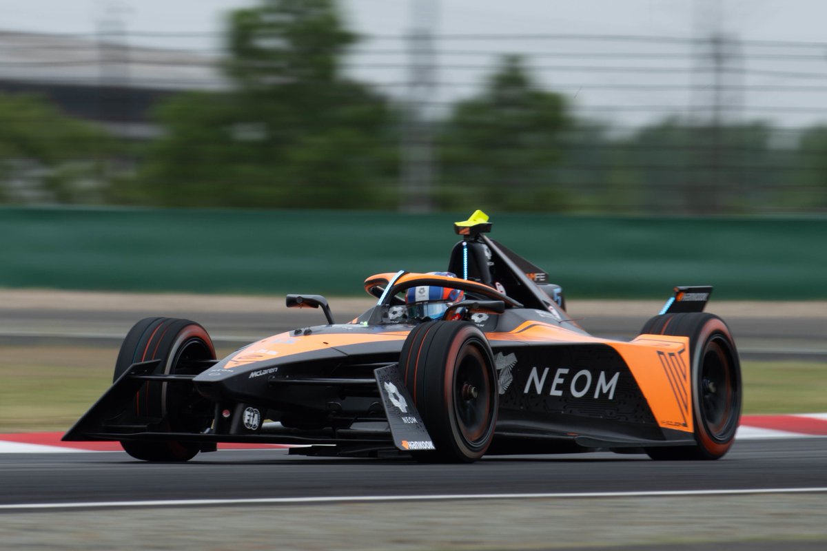 talkSPORT 2 (@talksport2) on Twitter photo NOW: <a href="/FIAFormulaE/">Formula E</a> Shanghai E-Prix ⚡️
Join <a href="/jonners/">Jon Jackson</a> & <a href="/saunderscb/">Saunders CB</a> for build-up to live commentary of the #ShanghaiEPrix 🇨🇳
<a href="/JakeHughesRace/">Jake Hughes</a> starts on pole for <a href="/McLarenFE/">NEOM McLaren FE</a> 🟠
📲 Listen → talkSPORT.com/Live2 NOW: <a href="/FIAFormulaE/">Formula E</a> Shanghai E-Prix ⚡️
Join <a href="/jonners/">Jon Jackson</a> & <a href="/saunderscb/">Saunders CB</a> for build-up to live commentary of the #ShanghaiEPrix 🇨🇳
<a href="/JakeHughesRace/">Jake Hughes</a> starts on pole for <a href="/McLarenFE/">NEOM McLaren FE</a> 🟠
📲 Listen → talkSPORT.com/Live2