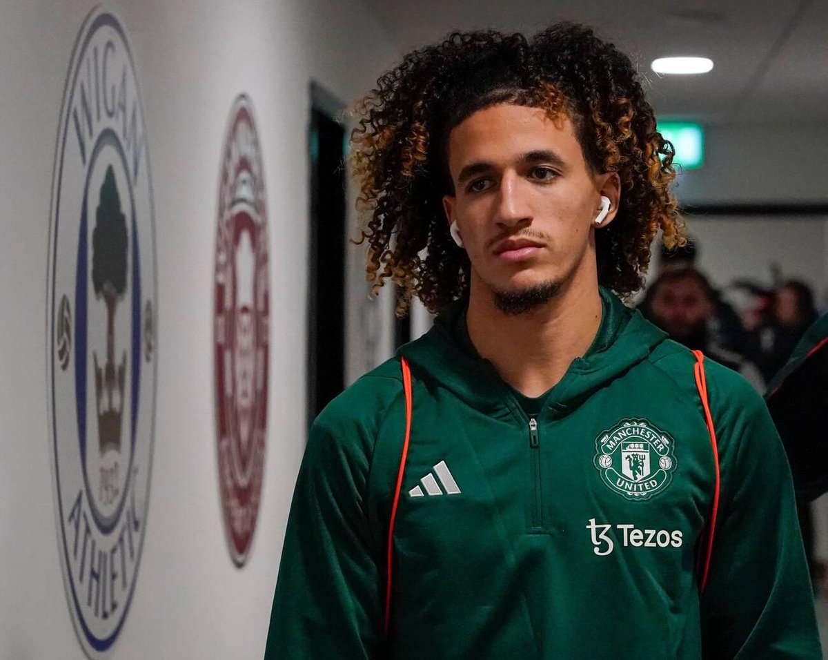 🚨☑️ Facundo Pellistri and Hannibal Mejbri are FA Cup WINNERS and will get their medals!

Jadon Sancho didn't participate in the competition so he won't ❌

#MUFC