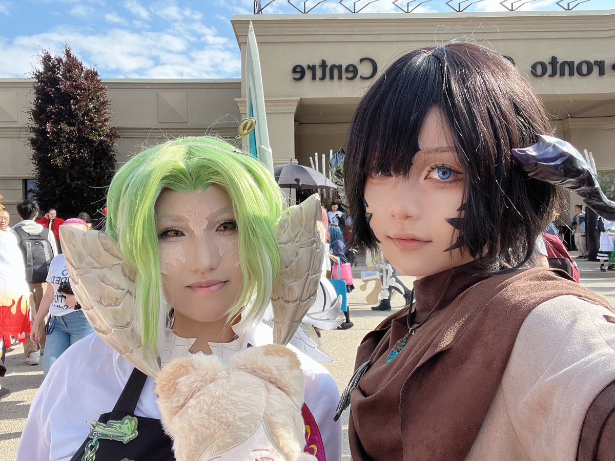 Solxieee's tweet photo. Anime North Day 2 part 1 owo 
#animenorth #Cosplay #cos #ff14 https://t.co/5SZncNwBL4