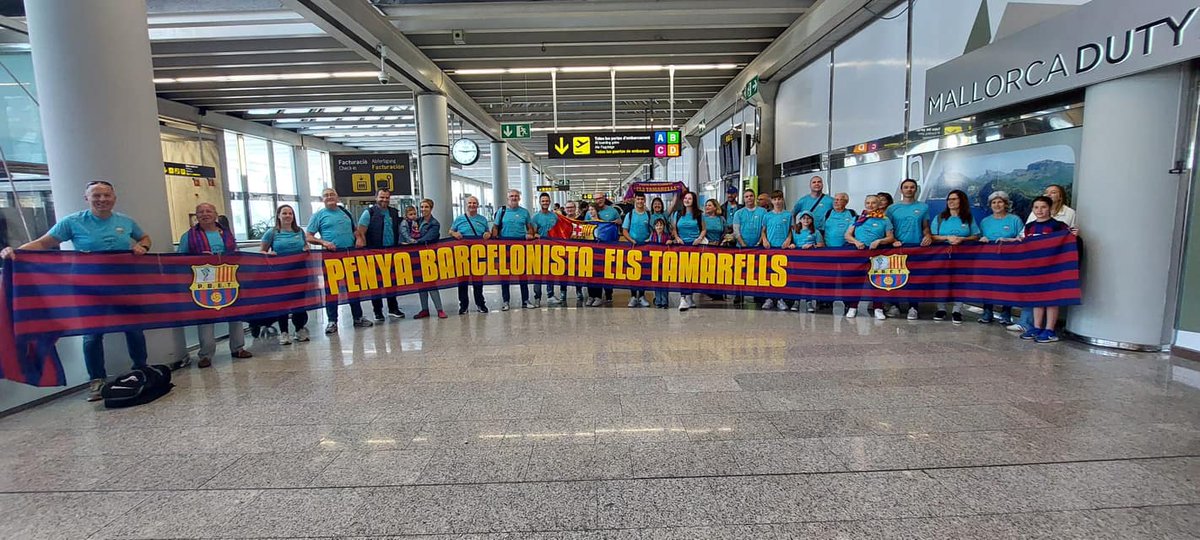 AjFelanitx's tweet image. 🏆 L&apos;enhorabona Mariona Caldentey per aquesta nova copa Champions League. 👏 També a tota la gent de la📸 Penya Barcelonista Els Tamarells desplaçada a Bilbao per seguir el partit a San Mamés i que gaudí d&apos;un bon partit de la felanitxera i les seves companyes.
#orgullfelanitxer