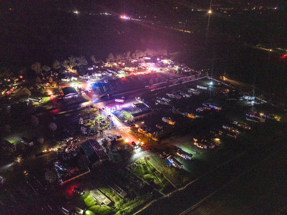 brianemfinger's tweet image. Horrible situation as Memorial Day campers at the KOA campground east of Claremore was hit by a tornado. Multiple entrapments and rescues ongoing. #okwx