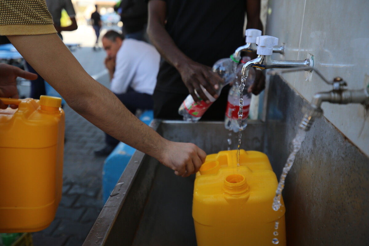 Clean water in Gaza is scarce, leaving many people with no option but to drink unsafe or contaminated water. We're urgently seeking funds both to address immediate needs and to prepare for long-term needs. Please donate now. bit.ly/3FmJVhP