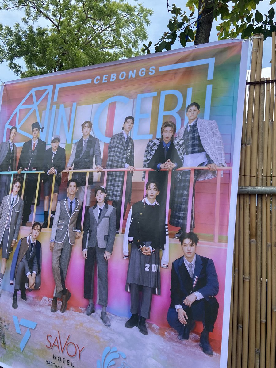 hongburgers's tweet photo. yeogi ocean view π©΅π
#CEBongdeuls #In_CEBU πποΈ @pledis_17 @cebongdeuls
#HAPPY_SVT_DAY
#SVT_9th_Anniversary
#9Years_with_CARAT https://t.co/ktWy7xYuX5