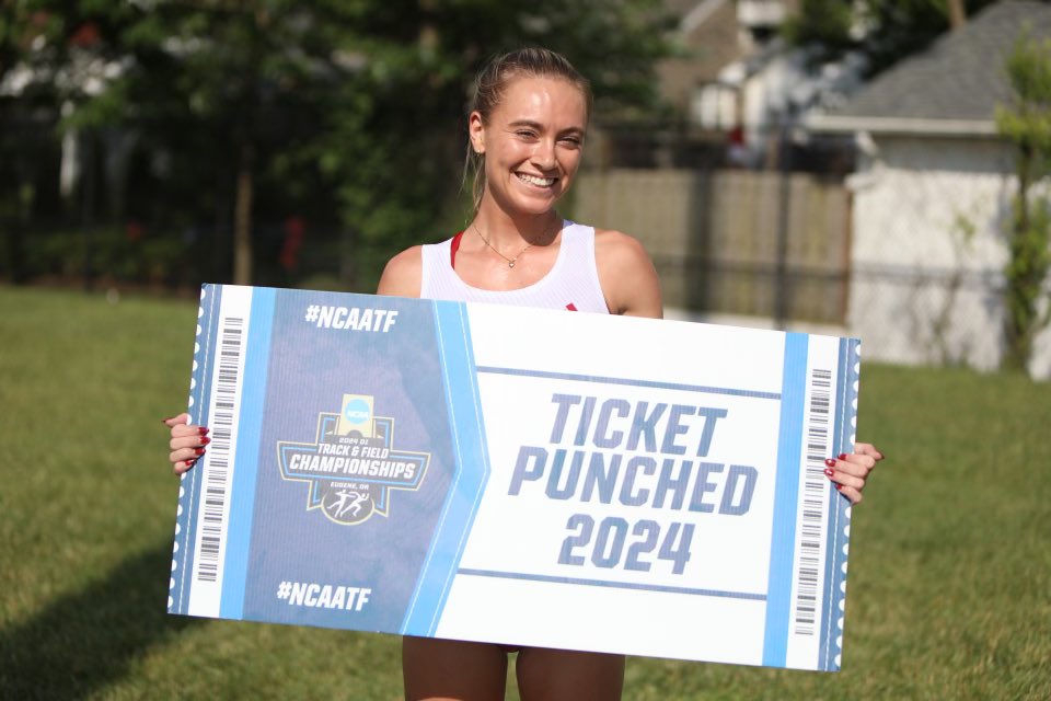 Wolfpack_TFXC's tweet photo. PACK your bags, we’re going to Eugene next month🤩

Sam Bush - 1500m, 5000m
Angelina Napoleon - 3000m Steeplechase
Grace Hartman - 5000m, 10,000m
Amaris Tyynismaa - 10,000m
Brett Gardner - 3000m Steeplechase https://t.co/gCa08G0vRu