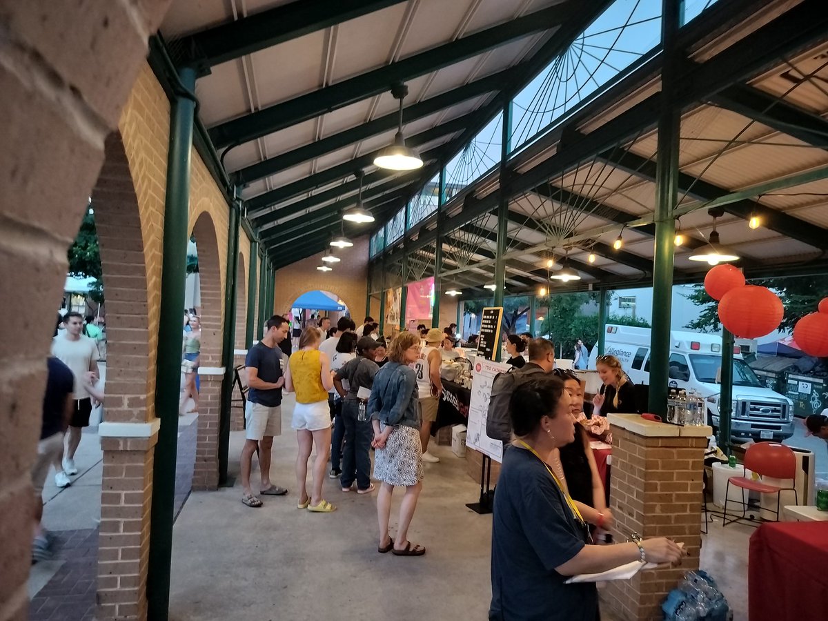 Christian May tweet media