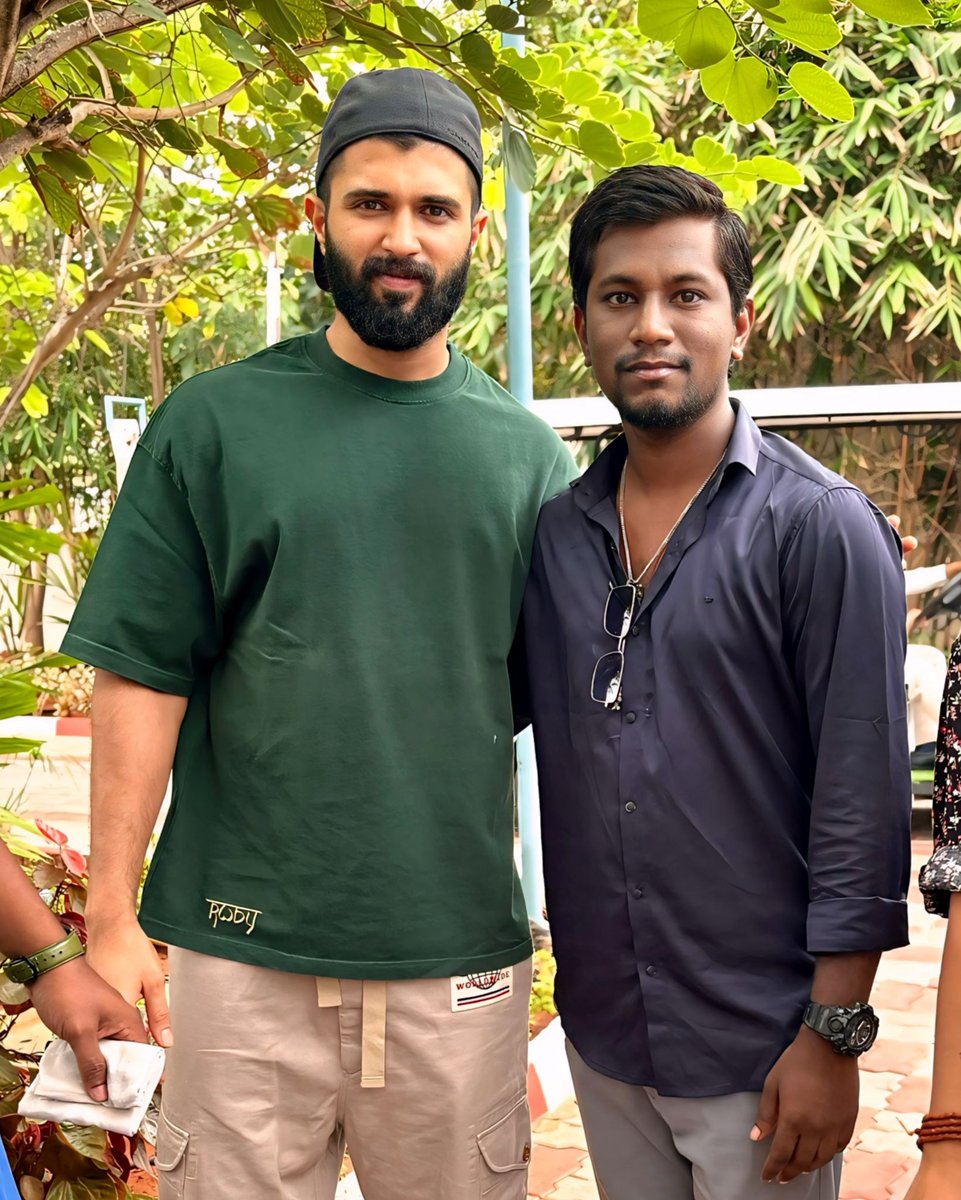 With one of my favourite hero @TheDeverakonda 🔥🤝

#VD12 shoot in Vizag 🎥
All the best for future projects bro 🤝💥
#VijayDevarakonda #VD12 #Vizag