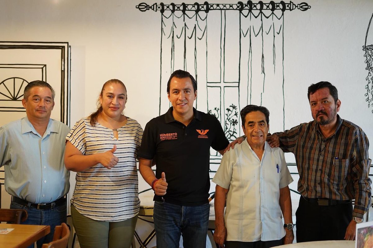 humbertodiaz22's tweet photo. Un gusto saludar a mis amigos de la Asociacion Médica  de Chilpancingo. 🤝🏼🍊 https://t.co/OQSj3ADmOn