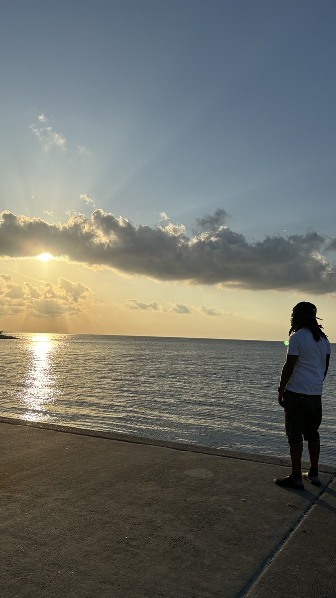 Charco333's tweet image. Just Another Day… #TalkUp