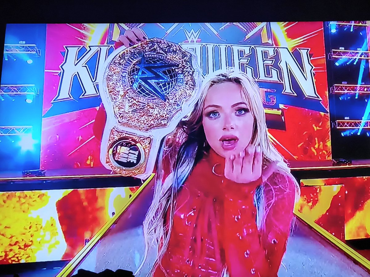 And NEW women's world champion <a href="/YaOnlyLivvOnce/">LIV Morgan</a> OMG when you won I was cheering so loud my neighbor's thought I was nuts. <a href="/WWE/">WWE</a>  you got this one right. She totally deserves it. Now this storyline makes sense.